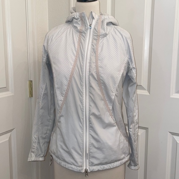 ATHLETA white hooded windbreaker jacket in women’s XXS - Picture 2 of 15